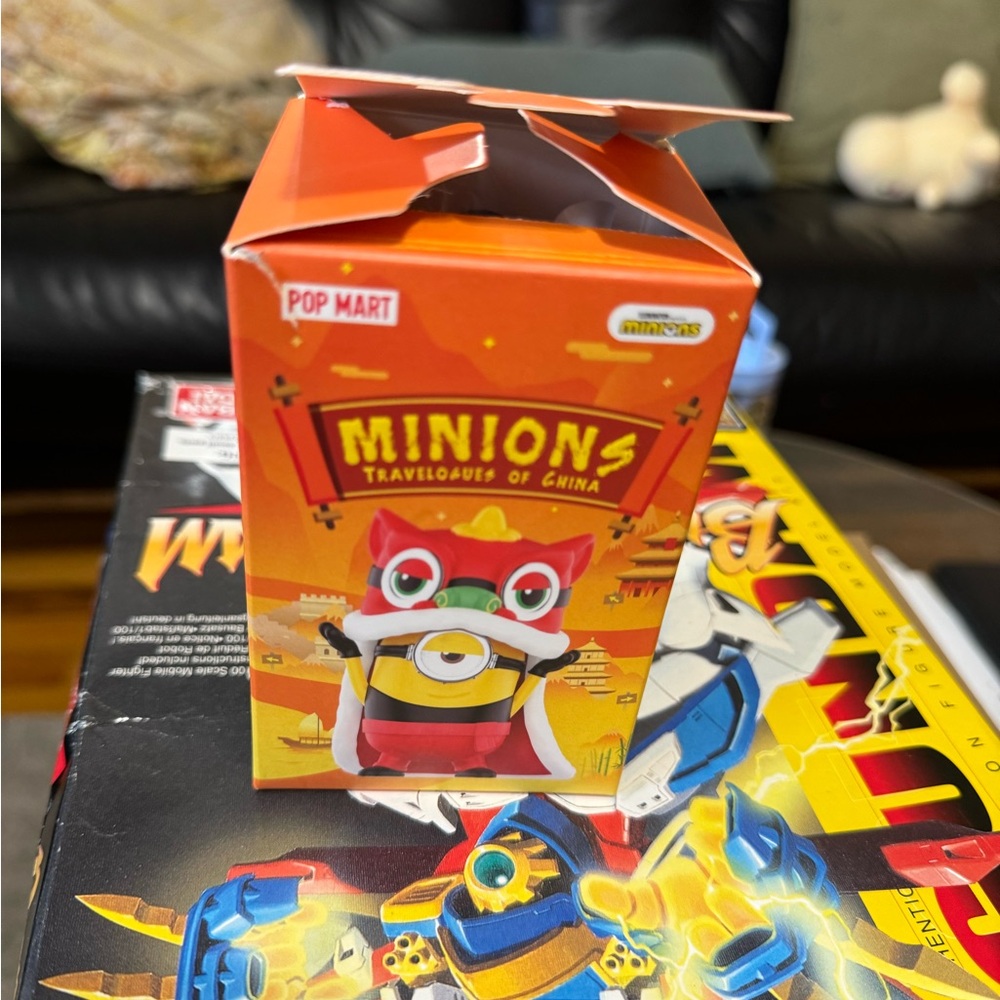 Pop Mart Minions Travelogues Of China Series Shanghai Figure
